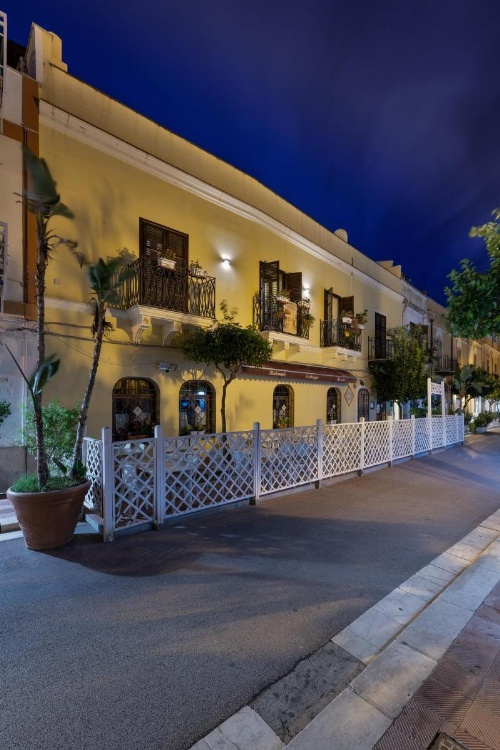 Casa Manzella image 6